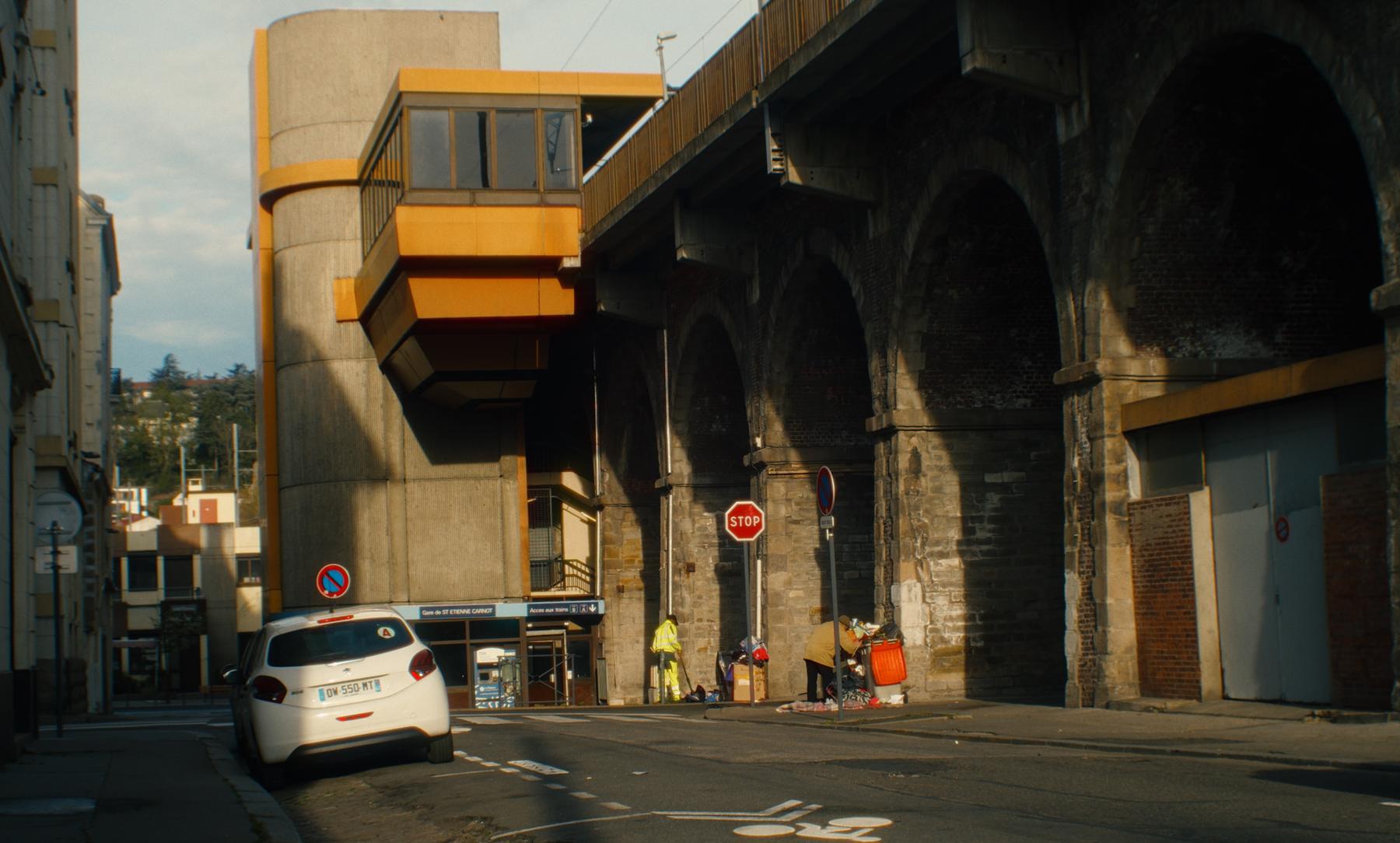 La gare de Saint-Étienne Carnot et ses arches, au petit matin.